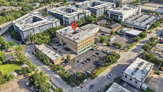 Building Photo - 3401 Louisiana St