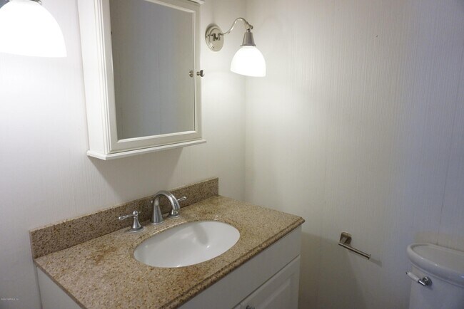 Building Photo - 695-A1A A1A N