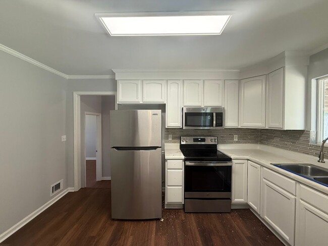 Building Photo - 4 bed/2 bath home in North Augusta, SC