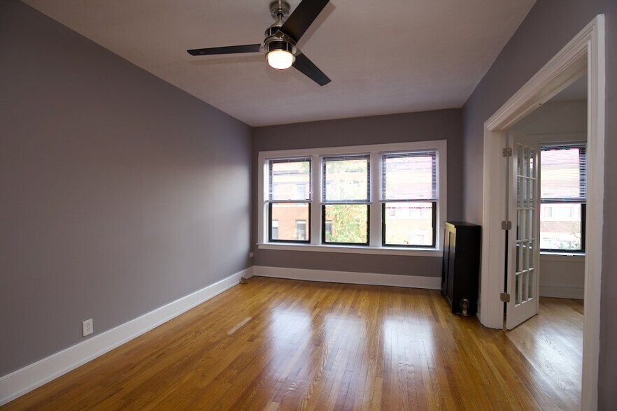 Building Photo - 632 W Stratford Pl