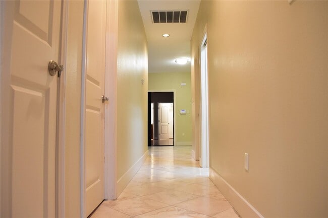 Building Photo - 5515 Petty St