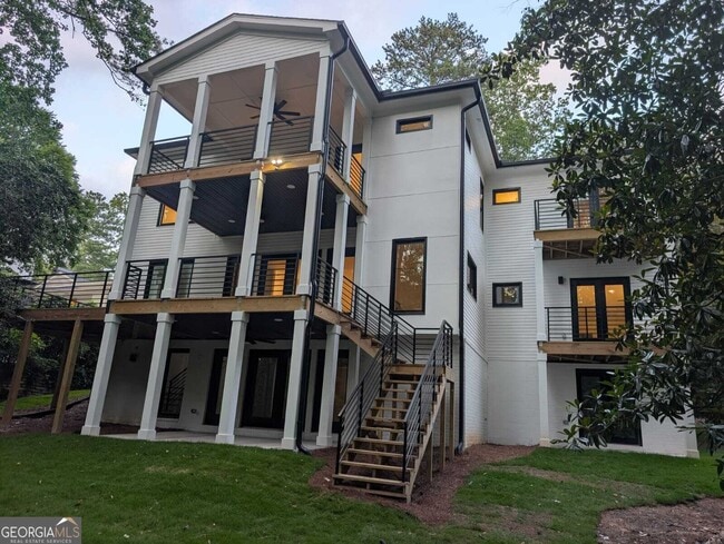 Building Photo - 3196 Towerview Dr NE