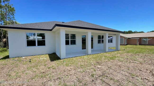Building Photo - 349 Galena St SW