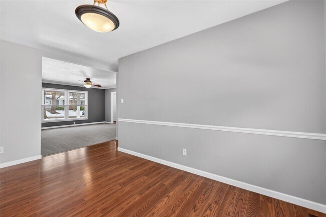 Building Photo - 1203 Dorne Dr