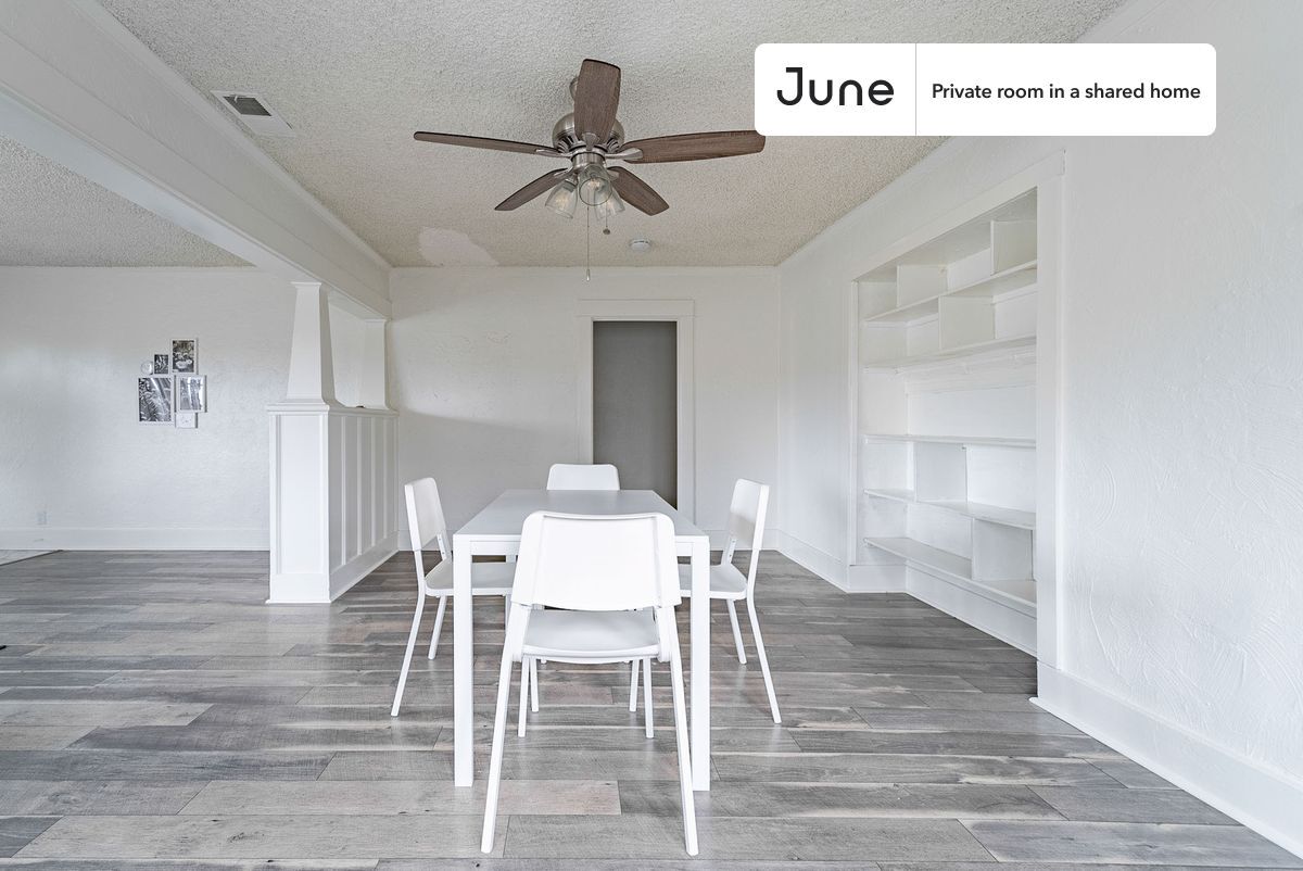 Building Photo - Room in Shared 4 bed/2 bath home