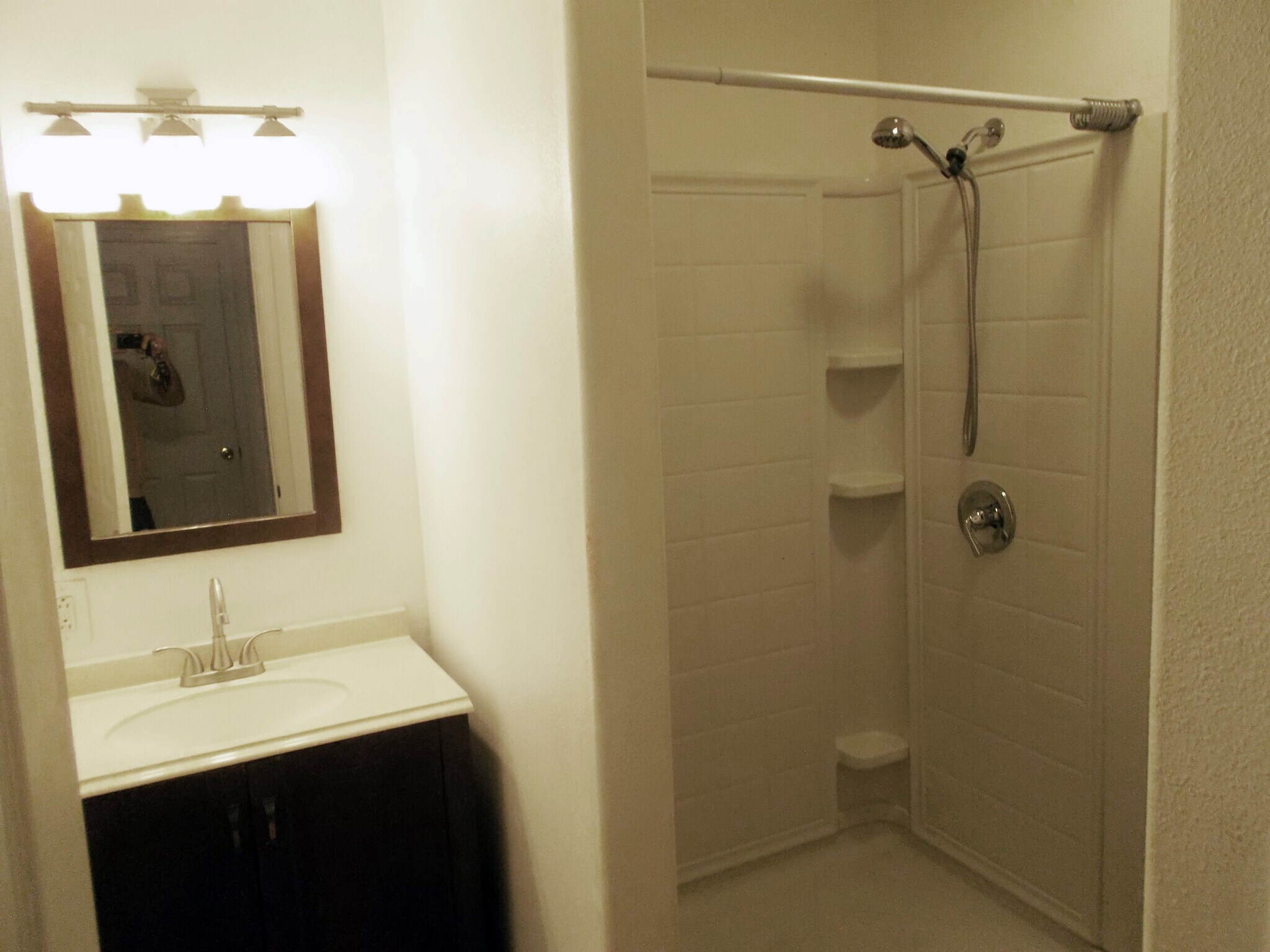 Bath - 6225 Cedarwood Ave