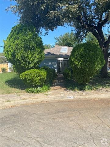 Building Photo - 6005 Black Berry Ln