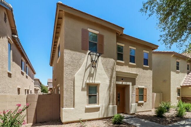 Building Photo - 14069 W Country Gables Dr