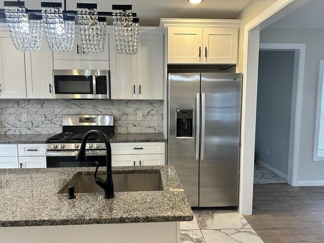 Kitchen - 5 Ashford St