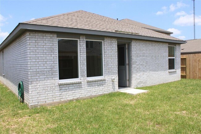 Building Photo - 3036 Dawn Sound Dr