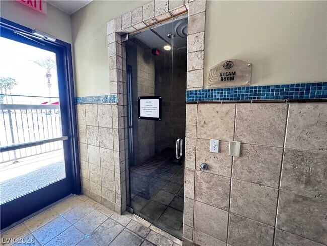 Building Photo - 2405 W Serene Ave