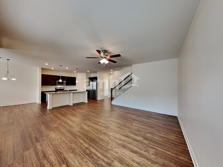 Building Photo - 5071 Trailwater Dr