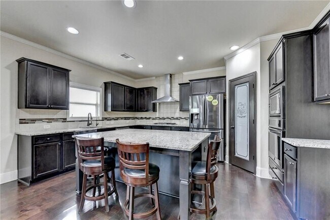 Building Photo - 2205 Copperfield Dr
