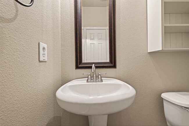 Building Photo - 4702 Autumn Orchard Ln