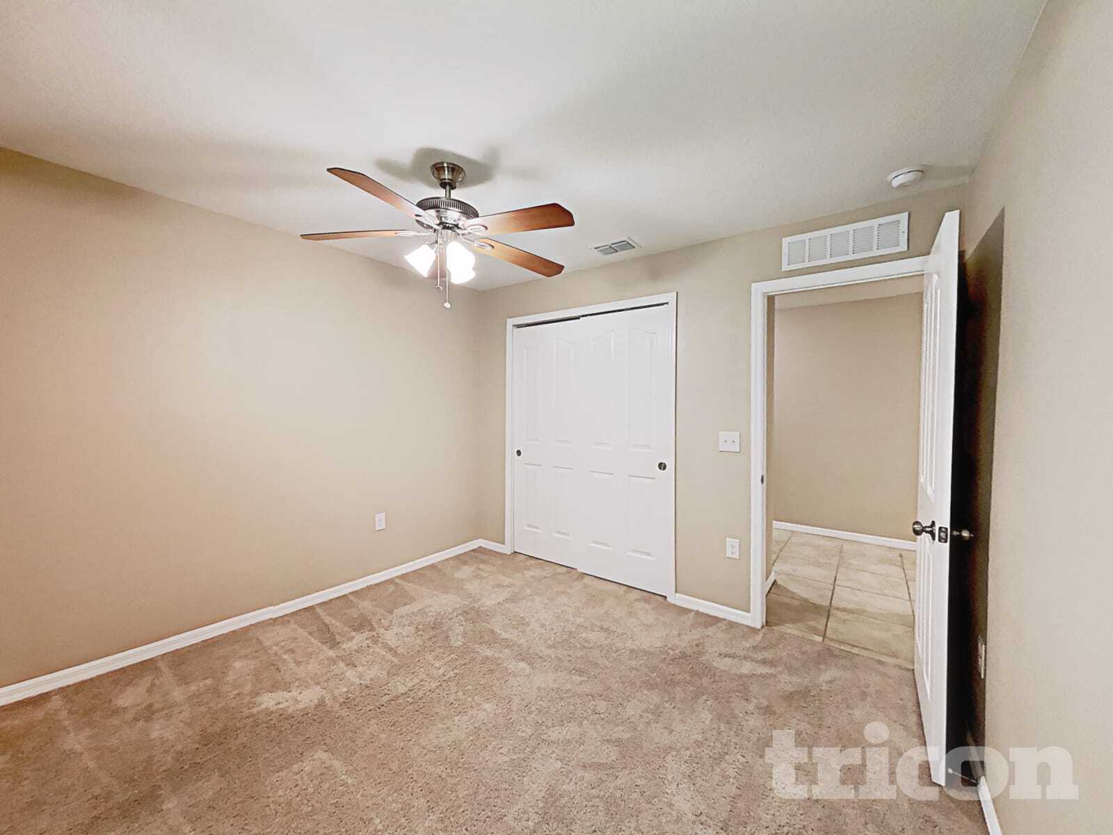 Building Photo - 2834 Shelburne Way