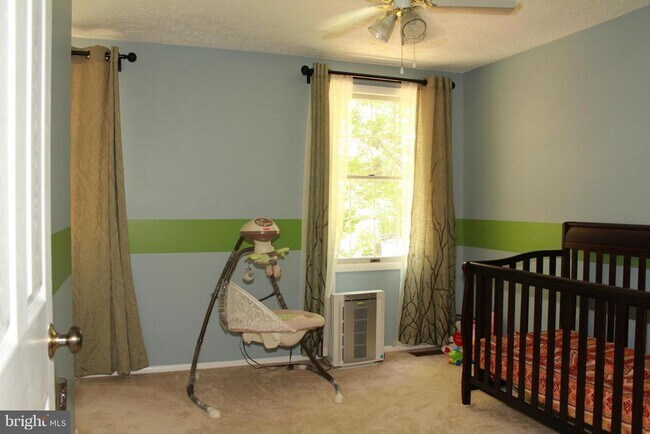 Building Photo - 18717 Flower Hill Way