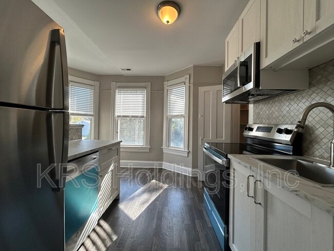 Building Photo - 2934 Cape Henry Ave