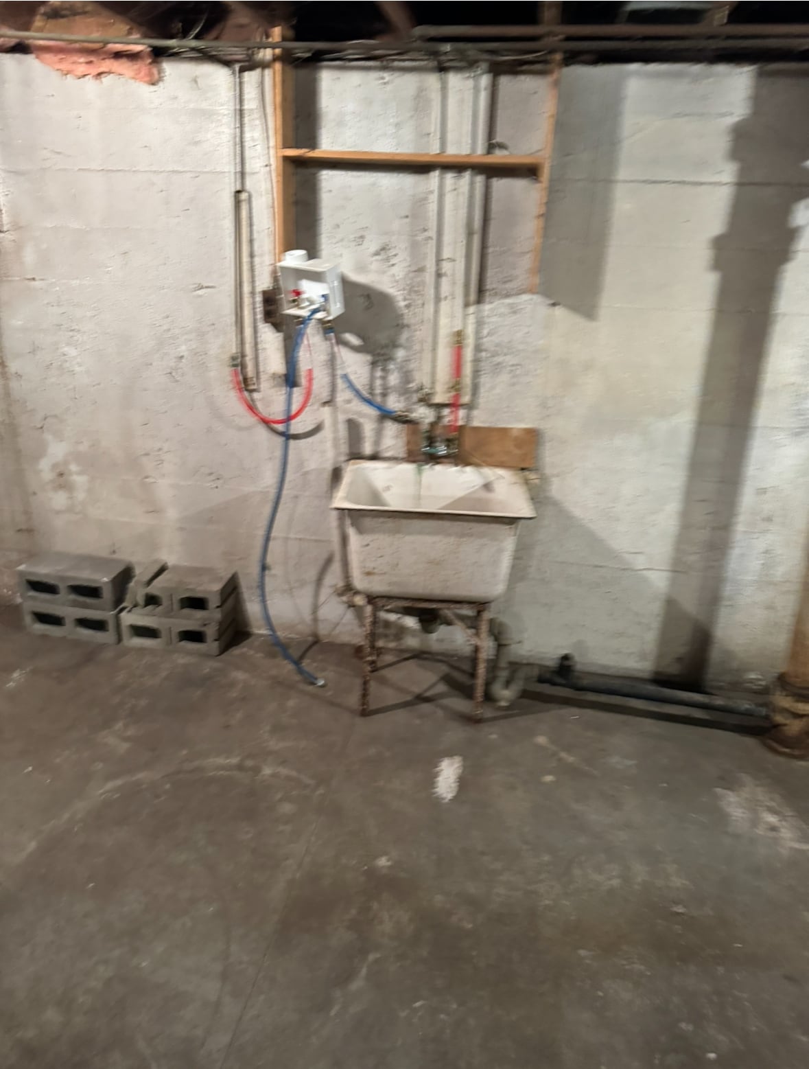 Building Photo - 3 Thomas St