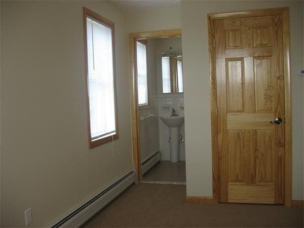 Building Photo - 2 Sandy Way