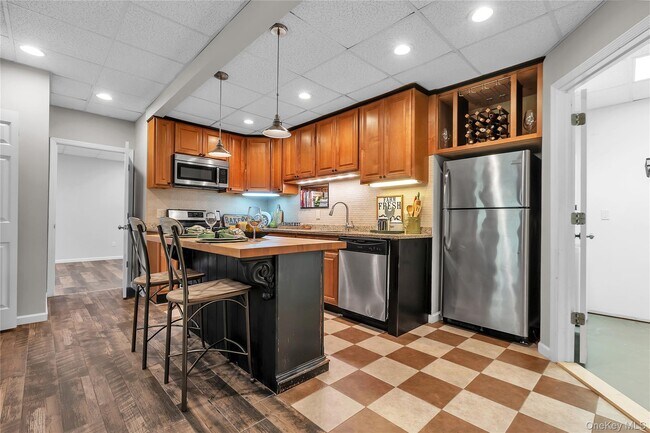 Building Photo - 22 Lauro Ridge Ct