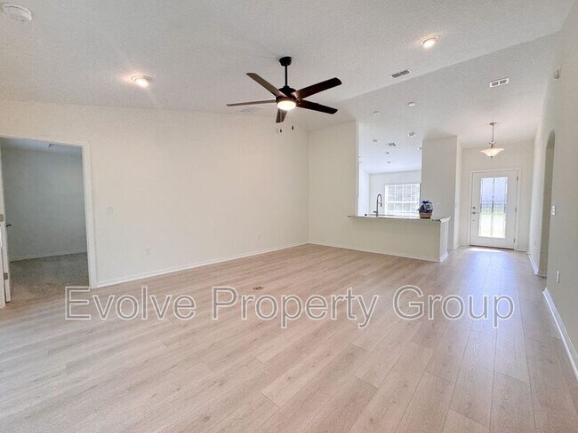 Building Photo - 6 Pickcane Ln