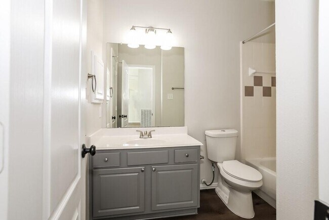 Building Photo - 21911 Heath Meadow Ct
