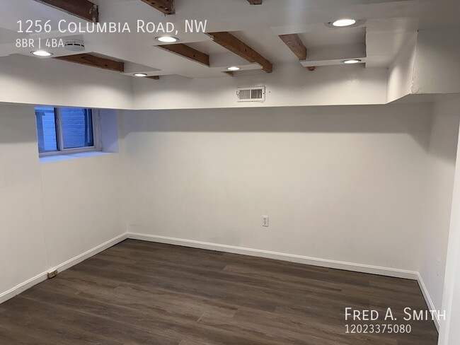 Building Photo - 1256 Columbia Rd NW