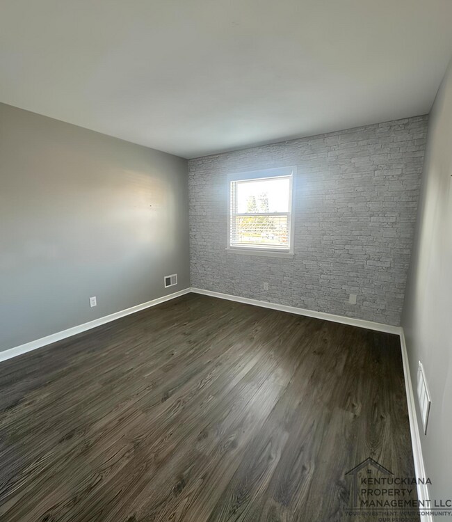 Building Photo - 3BR/2BA Home For Rent in Jtown!