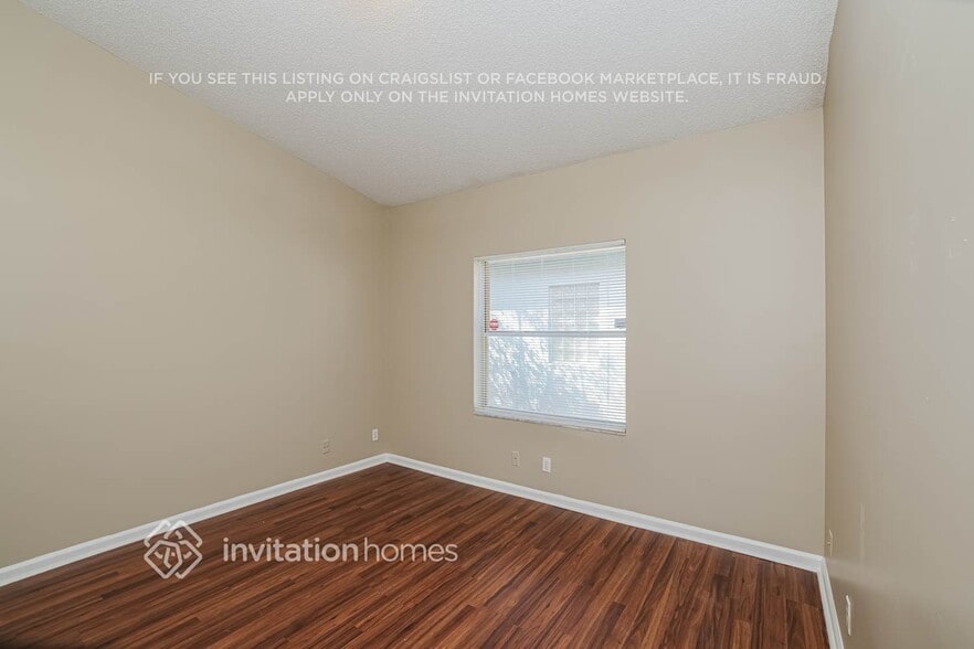 Building Photo - 12451 Pleasant Green Way