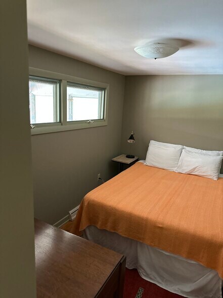 the spare bedroom can be converted to a study - 135 Bass Rd
