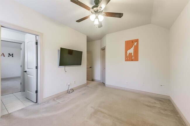 Building Photo - 9634 Lansing Meadows Dr