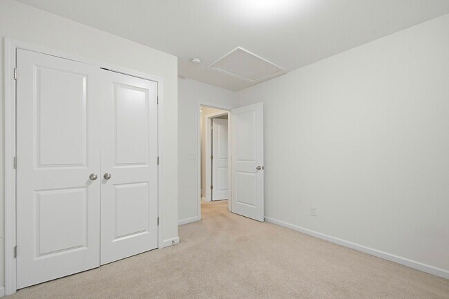 Building Photo - 4937 W Liberty Park Cir