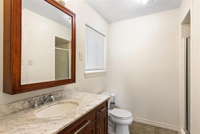 Building Photo - 11218 Sageview Dr