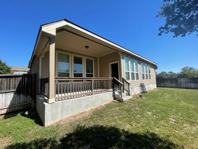 Building Photo - Beautiful 4-Bed Single-Story Home in Desirable Potranco