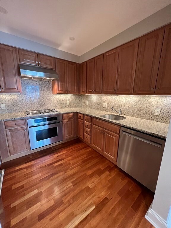 Building Photo - 100 Belvidere St