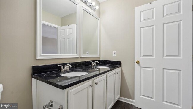 Building Photo - 9304 Witch Hazel Way