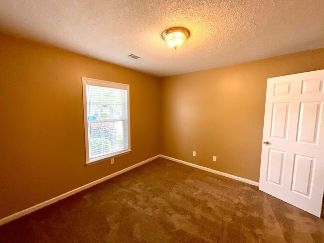 Building Photo - 2007 Caton Dr