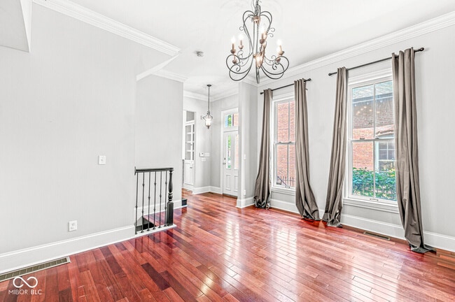 Building Photo - 331 N East St