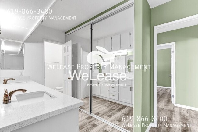 Building Photo - 5051 La Jolla Blvd