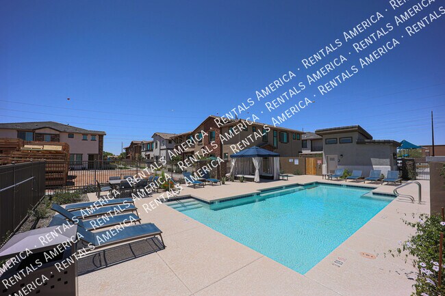 Building Photo - 4100 S Pinelake Way