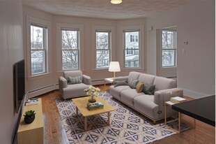 Building Photo - 254 Ash St