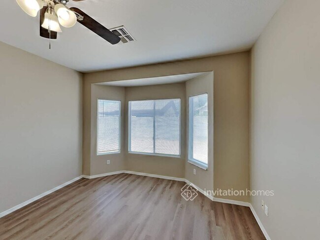 Building Photo - 14554 W Watson Ln