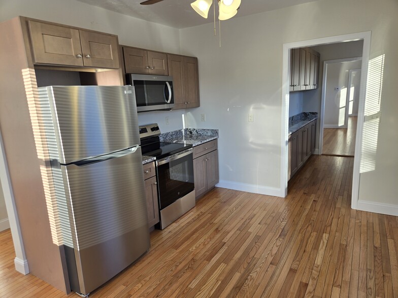 Kitchen Facing Gally - 166 County St