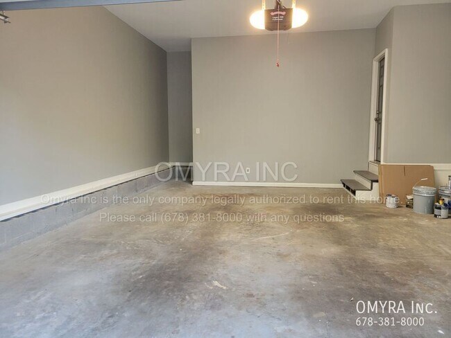 Building Photo - 371 Kendrick Ave SE