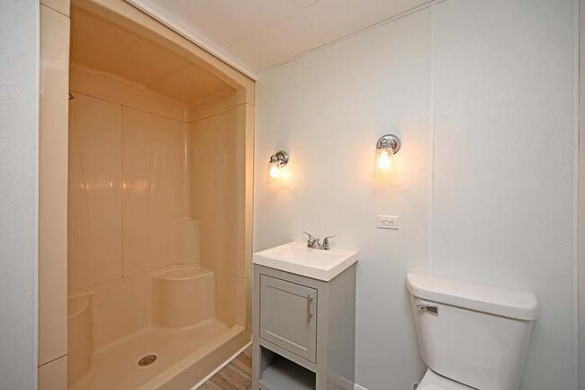 Building Photo - 1209 Oriole Ct