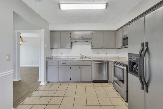 Building Photo - 734 Timber Ridge Trail
