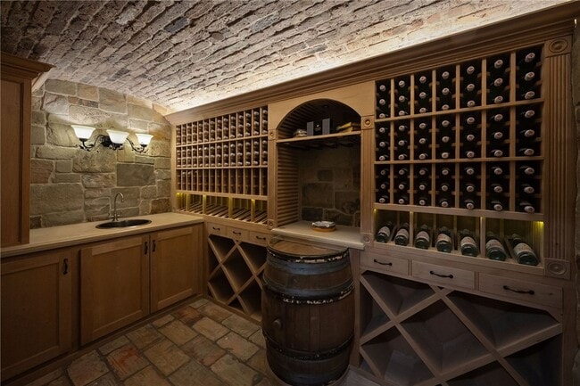 Building Photo - 9 Pelican Crest Dr