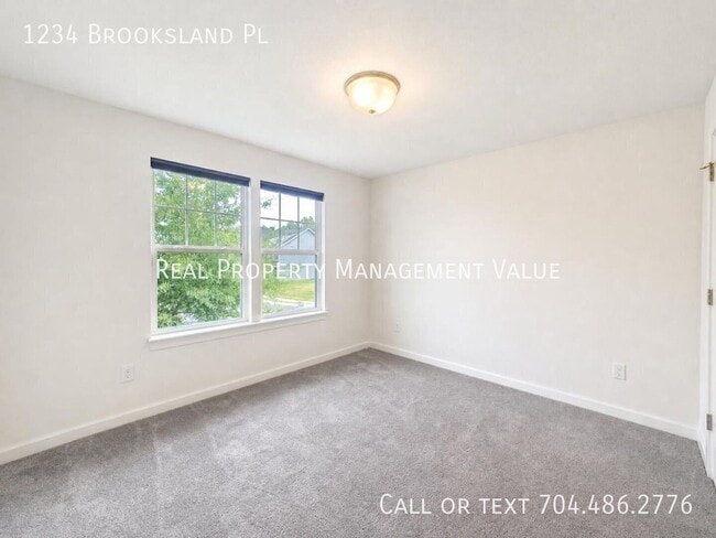 Building Photo - 1234 Brooksland Pl