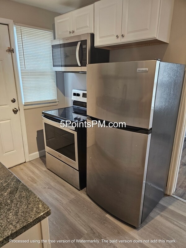 Building Photo - 25170 Treadwell Ave