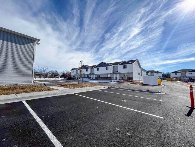 Building Photo - 190 Margette Way